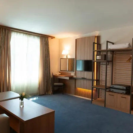 Legends Hotel