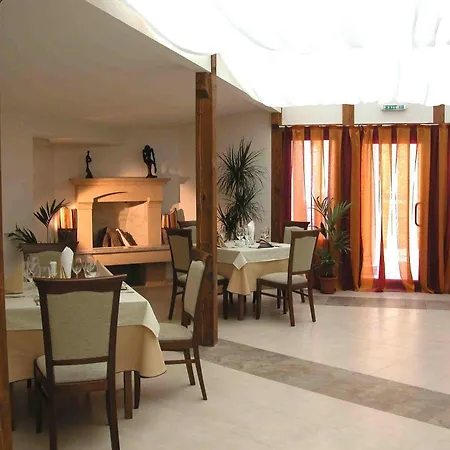 Hotel Legends 4*